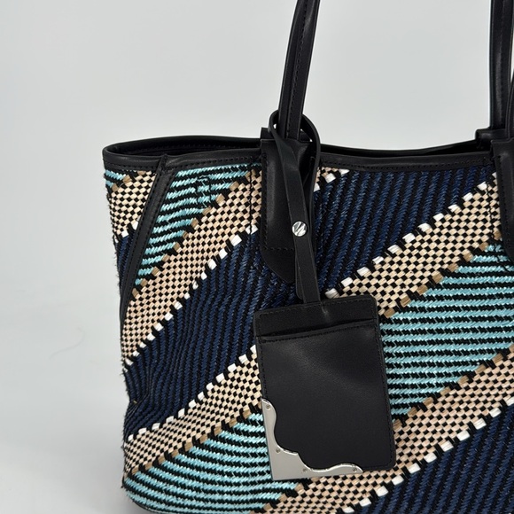 CALVIN KLEIN Jacky Raffia Straw Slouchy Tote Blue Gold Multi Bag AUTHENTIC - Picture 6 of 11